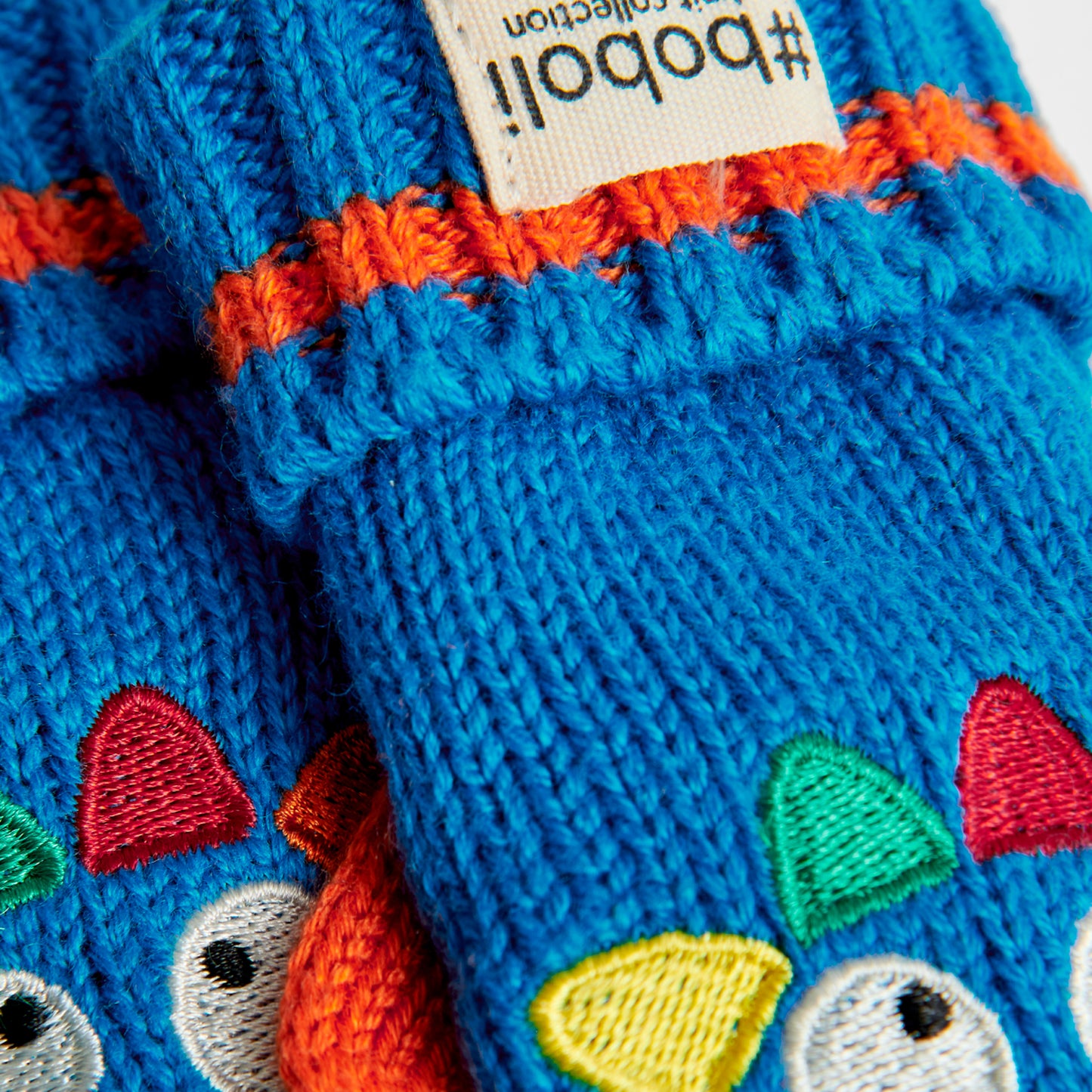 Juego de gorro, cuello y guantes para niño