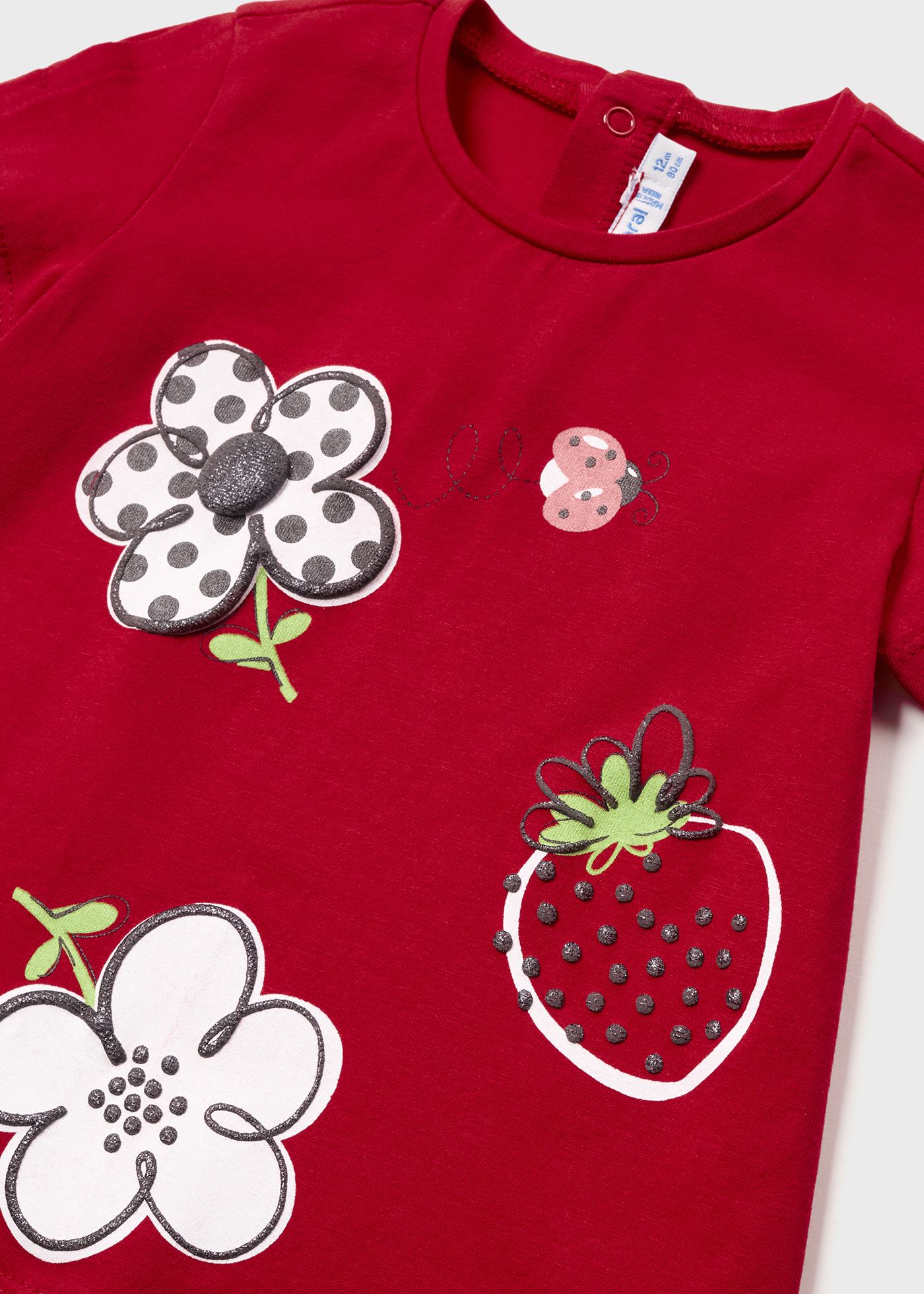 Playera roja con estampado de algodón sostenible para bebé niña