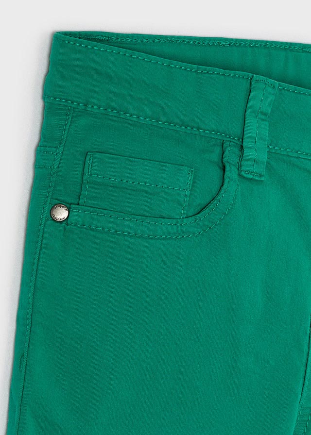 Pantalón verde sarga slim fit largo mini niño